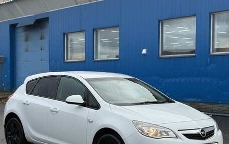 Opel Astra J, 2011 год, 700 000 рублей, 5 фотография