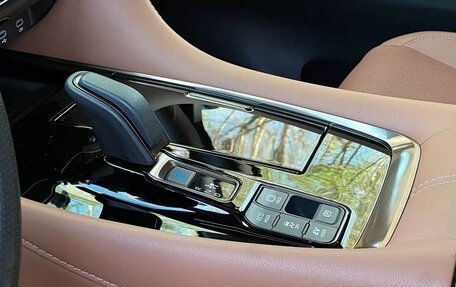 Toyota Alphard, 2024 год, 12 115 000 рублей, 9 фотография