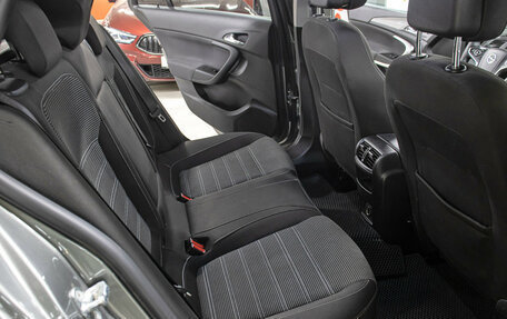 Opel Insignia II рестайлинг, 2017 год, 1 298 000 рублей, 12 фотография