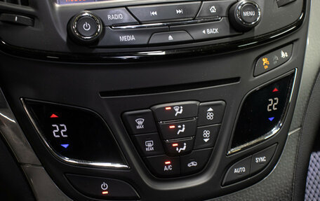 Opel Insignia II рестайлинг, 2017 год, 1 298 000 рублей, 18 фотография