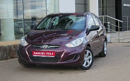 Hyundai Solaris II рестайлинг, 2013 год, 920 000 рублей, 1 фотография