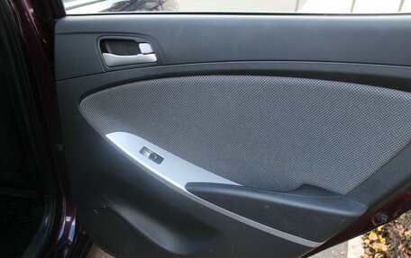 Hyundai Solaris II рестайлинг, 2013 год, 920 000 рублей, 20 фотография