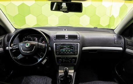 Skoda Octavia, 2011 год, 800 000 рублей, 16 фотография
