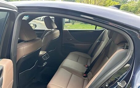 Lexus ES VII, 2022 год, 3 200 005 рублей, 12 фотография