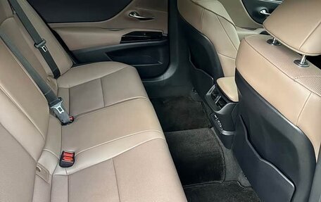 Lexus ES VII, 2022 год, 3 200 005 рублей, 13 фотография