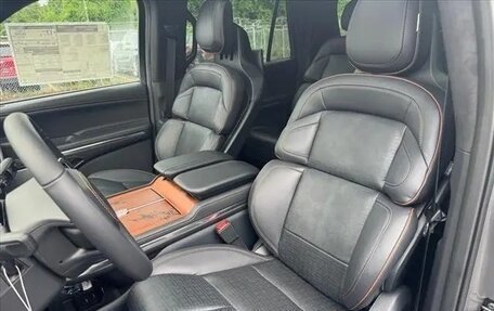 Lincoln Navigator, 2025 год, 14 975 000 рублей, 24 фотография