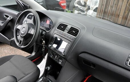 Volkswagen Polo VI (EU Market), 2011 год, 650 000 рублей, 10 фотография