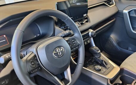 Toyota RAV4, 2025 год, 4 880 000 рублей, 11 фотография