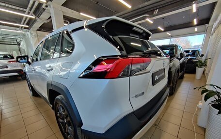 Toyota RAV4, 2025 год, 4 880 000 рублей, 16 фотография