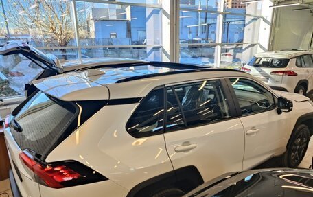 Toyota RAV4, 2025 год, 4 880 000 рублей, 17 фотография