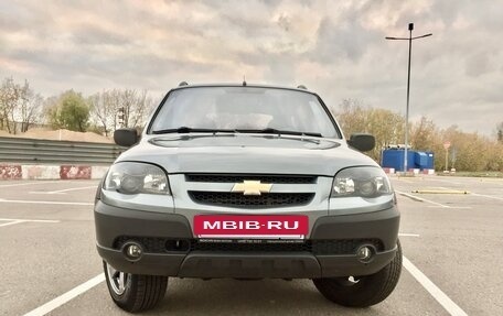 Chevrolet Niva I рестайлинг, 2009 год, 610 000 рублей, 2 фотография