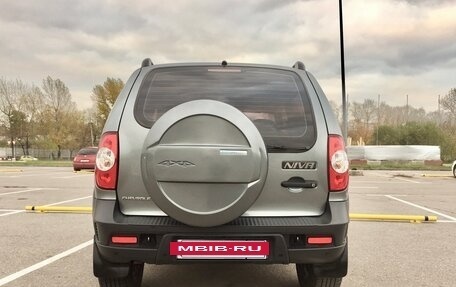 Chevrolet Niva I рестайлинг, 2009 год, 610 000 рублей, 5 фотография
