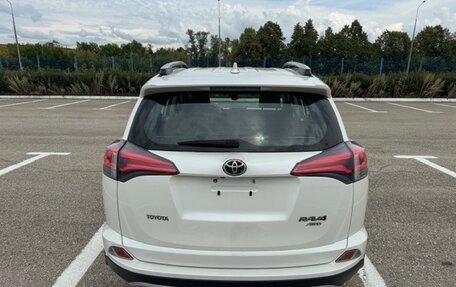 Toyota RAV4, 2017 год, 2 500 000 рублей, 9 фотография