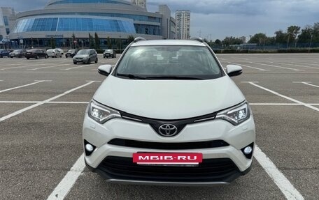 Toyota RAV4, 2017 год, 2 500 000 рублей, 5 фотография