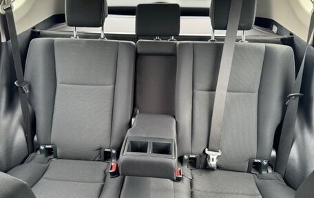 Toyota RAV4, 2017 год, 2 500 000 рублей, 14 фотография