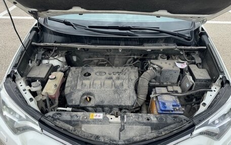 Toyota RAV4, 2017 год, 2 500 000 рублей, 12 фотография