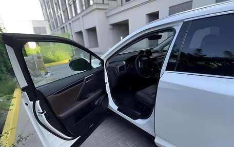 Lexus RX IV рестайлинг, 2022 год, 4 810 000 рублей, 5 фотография