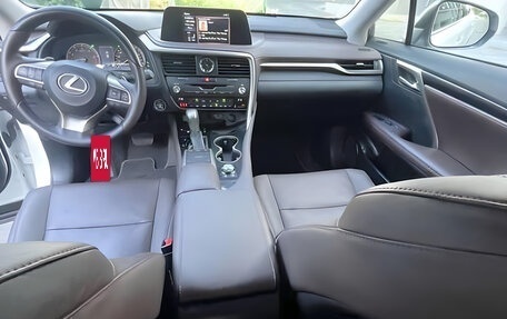 Lexus RX IV рестайлинг, 2022 год, 4 810 000 рублей, 12 фотография