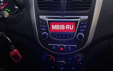 Hyundai Solaris II рестайлинг, 2013 год, 820 000 рублей, 5 фотография