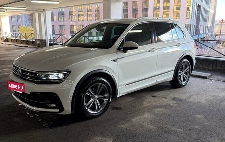 Volkswagen Tiguan II, 2018 год, 3 000 000 рублей, 2 фотография