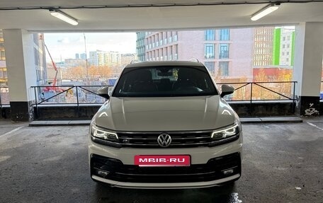 Volkswagen Tiguan II, 2018 год, 3 000 000 рублей, 7 фотография