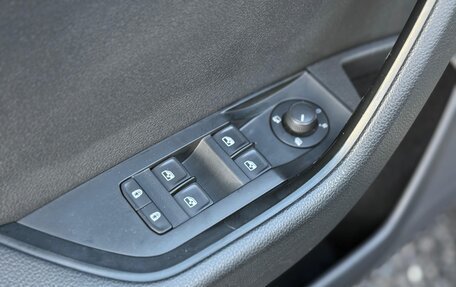 Skoda Superb III рестайлинг, 2018 год, 1 490 000 рублей, 8 фотография