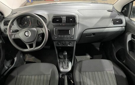 Volkswagen Polo VI (EU Market), 2017 год, 1 130 000 рублей, 9 фотография