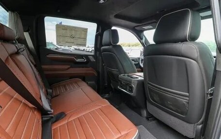 GMC Sierra, 2025 год, 10 995 000 рублей, 28 фотография