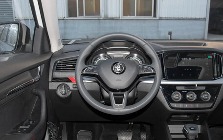 Skoda Kamiq I, 2025 год, 2 536 000 рублей, 28 фотография