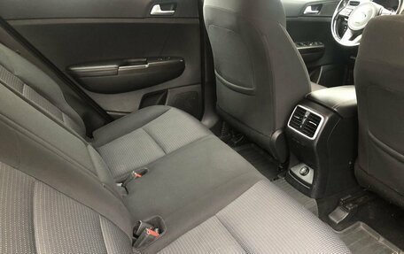 KIA Sportage IV рестайлинг, 2020 год, 1 850 000 рублей, 14 фотография