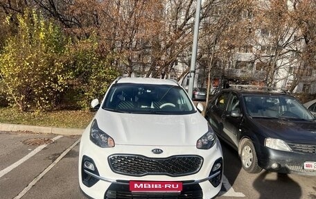 KIA Sportage IV рестайлинг, 2019 год, 2 600 000 рублей, 1 фотография