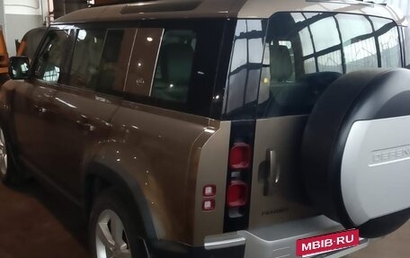 Land Rover Defender II, 2021 год, 4 450 000 рублей, 3 фотография