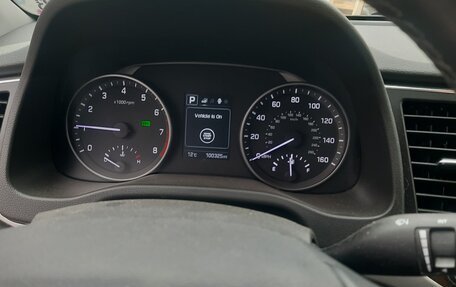 Hyundai Elantra VI рестайлинг, 2016 год, 1 000 000 рублей, 17 фотография