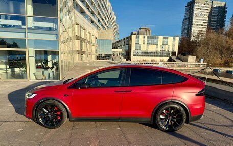 Tesla Model X I, 2022 год, 11 000 000 рублей, 3 фотография