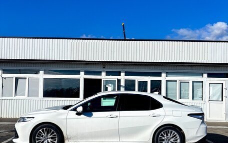 Toyota Camry, 2018 год, 2 400 000 рублей, 7 фотография