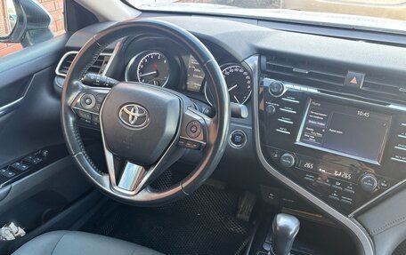 Toyota Camry, 2018 год, 2 400 000 рублей, 12 фотография