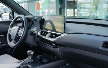 Lexus UX I, 2022 год, 2 569 847 рублей, 7 фотография