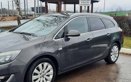 Opel Astra J, 2013 год, 800 000 рублей, 4 фотография