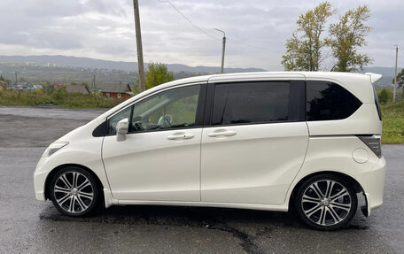 Honda Freed I, 2013 год, 1 150 000 рублей, 3 фотография