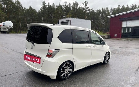Honda Freed I, 2013 год, 1 150 000 рублей, 5 фотография