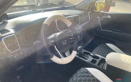 KIA Sportage IV рестайлинг, 2019 год, 2 600 000 рублей, 6 фотография