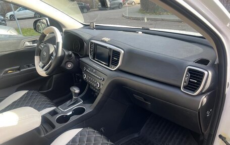 KIA Sportage IV рестайлинг, 2019 год, 2 600 000 рублей, 9 фотография