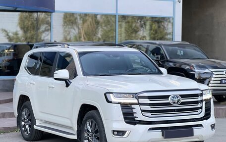 Toyota Land Cruiser, 2024 год, 13 890 000 рублей, 5 фотография