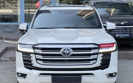 Toyota Land Cruiser, 2024 год, 13 890 000 рублей, 4 фотография