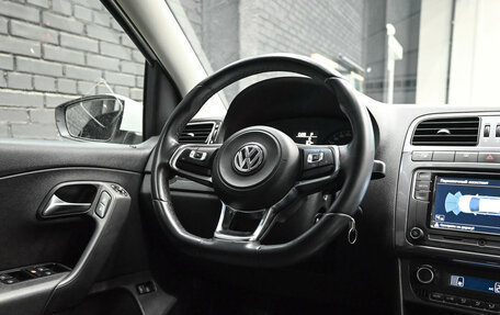 Volkswagen Polo VI (EU Market), 2018 год, 1 300 000 рублей, 12 фотография