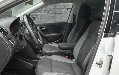 Volkswagen Polo VI (EU Market), 2018 год, 1 300 000 рублей, 17 фотография