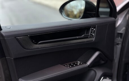 Porsche Cayenne III, 2023 год, 26 000 000 рублей, 20 фотография