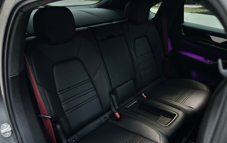 Porsche Cayenne III, 2023 год, 26 000 000 рублей, 40 фотография