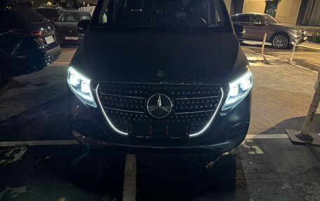 Mercedes-Benz V-Класс, 2024 год, 10 450 000 рублей, 6 фотография