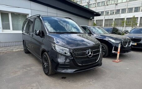 Mercedes-Benz V-Класс, 2024 год, 10 450 000 рублей, 3 фотография